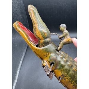Vintage J Chein & Company Tin Litho Wind-Up Toy Alligator With Native Rider